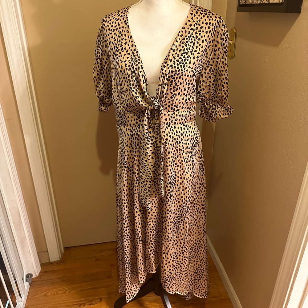 Hello Molly Dress Hi Low. Size 10. NWT